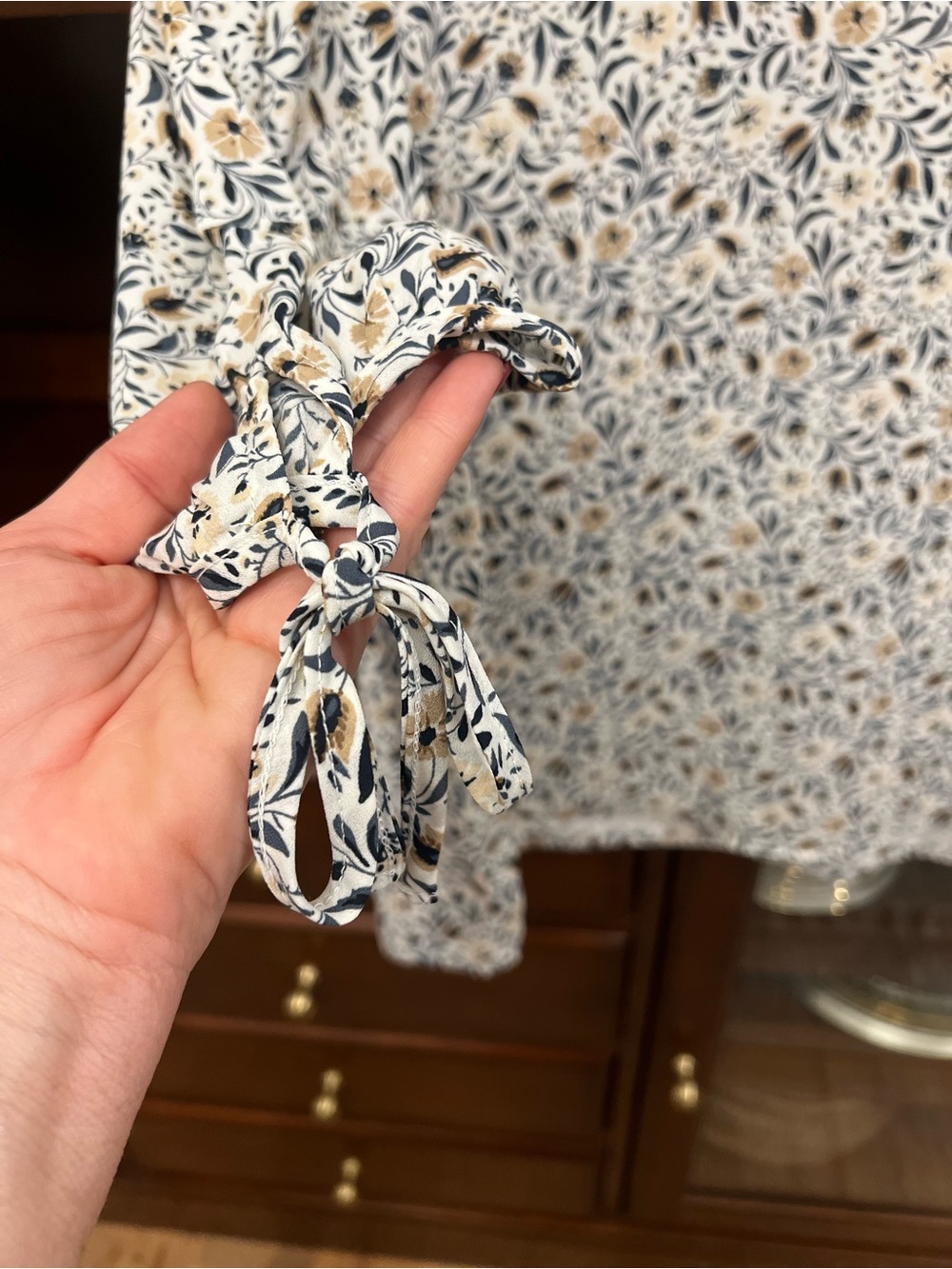 Medium Bundle | Ann Taylor + Banana Republic - Picture 3 of 15